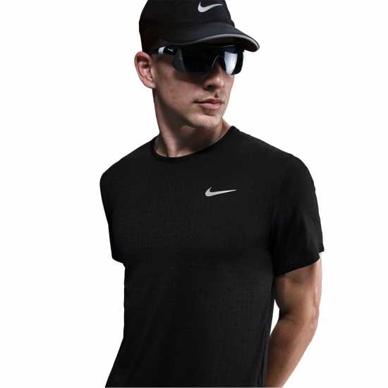 Мъжки дрехи за бягане Nike Breathe Miler Sn53 Черно/Сребърен Nike Breathe Miler Sn53 Черно/Сребърен Мъжки дрехи за бягане