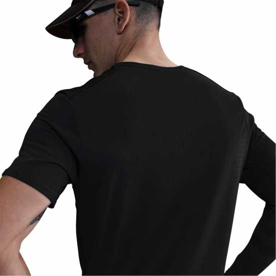 Мъжки дрехи за бягане Nike Breathe Miler Sn53 Черно/Сребърен Nike Breathe Miler Sn53 Черно/Сребърен Мъжки дрехи за бягане