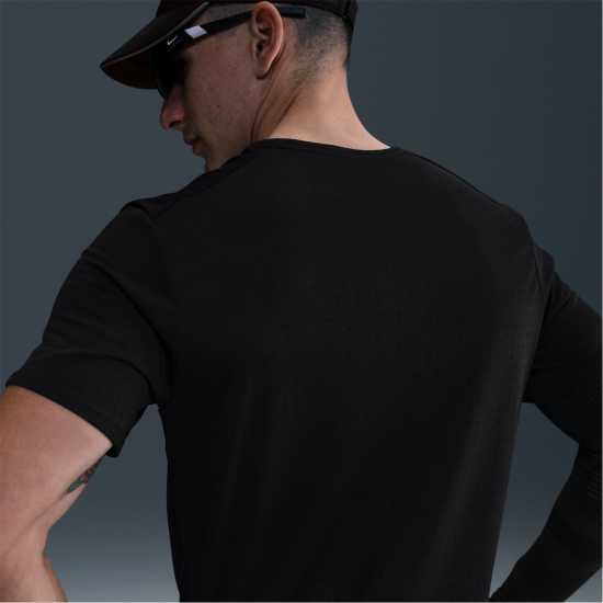 Мъжки дрехи за бягане Nike Breathe Miler Sn53 Черно/Сребърен Nike Breathe Miler Sn53 Черно/Сребърен Мъжки дрехи за бягане