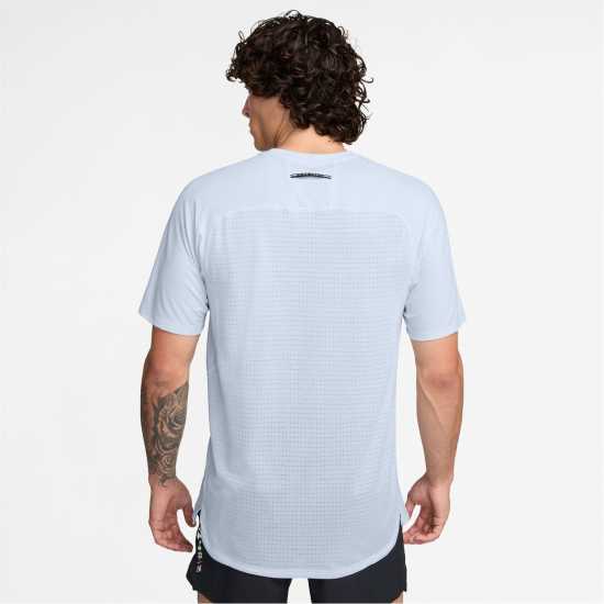 Мъжки дрехи за бягане Nike Tr Solar Tee Sn52 Nike Tr Solar Tee Sn52 Мъжки дрехи за бягане