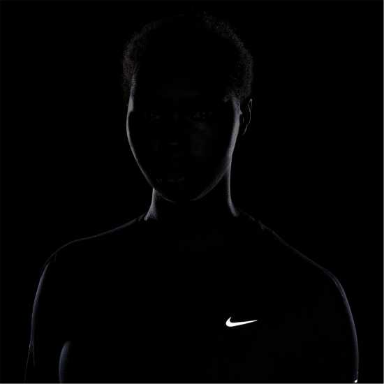 Дамски дрехи за бягане Nike Swift Df Uv Running Top Nike Swift Df Uv Running Top Дамски дрехи за бягане