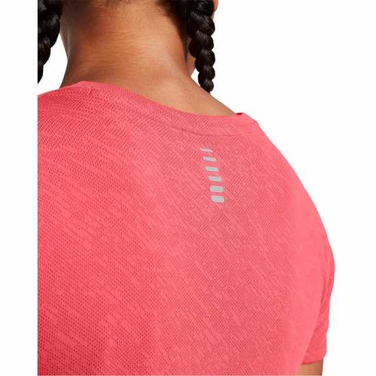 Under Armour Дамско Горнище За Бягане Armour Ua Launch Camo Shortsleeve Running Top Womens Red Дамски тениски и фланелки