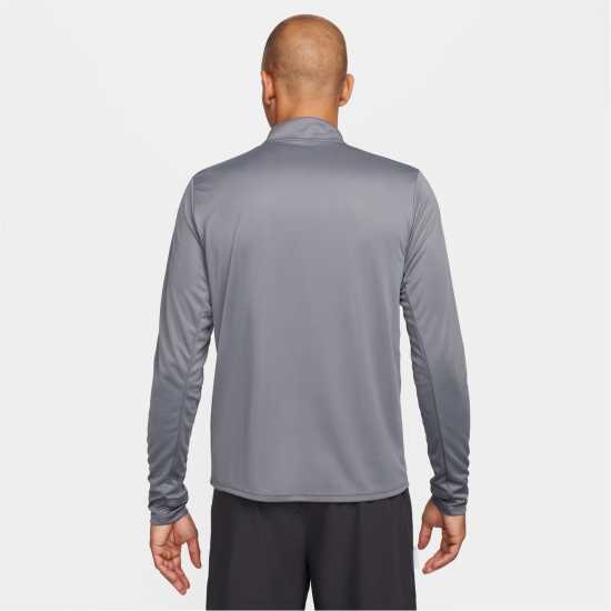 Мъжки горнища с цип Nike Мъжко Горнище За Бягане Half Zip Core Long Sleeve Running Top Mens Димно сиво Nike Мъжко Горнище За Бягане Half Zip Core Long Sleeve Running Top Mens Димно сиво Мъжки горнища с цип