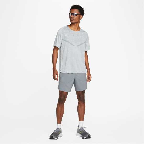Nike Мъжка Тениска За Бягане Dri-Fit Techknit Short Sleeve Running T Shirt Mens Smoke/Grey Мъжки ризи