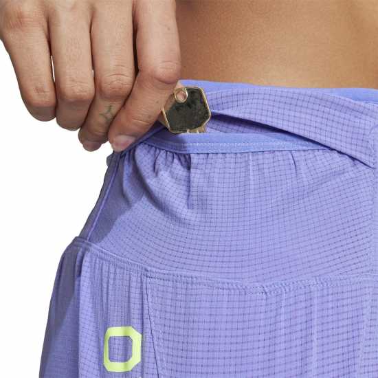 Дамски клинове за фитнес Adidas Adizero Running Gel Short Adidas Adizero Running Gel Short Дамски клинове за фитнес