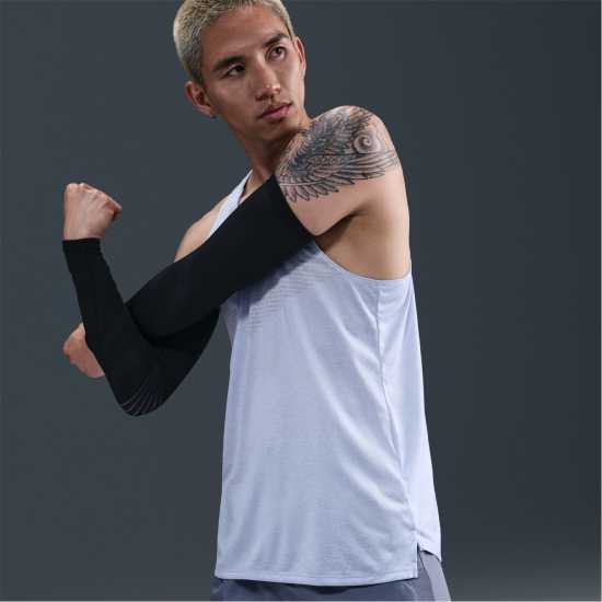 Nike Dri-Fit Challenger Mens 7 Unlined Versatile Shorts Индиго/Рф Сребърен 