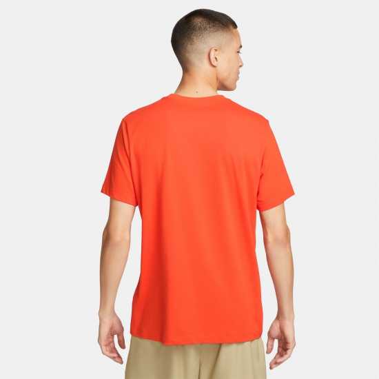 Nike Dri-FIT Men's Running T-Shirt  Мъжки дрехи за бягане