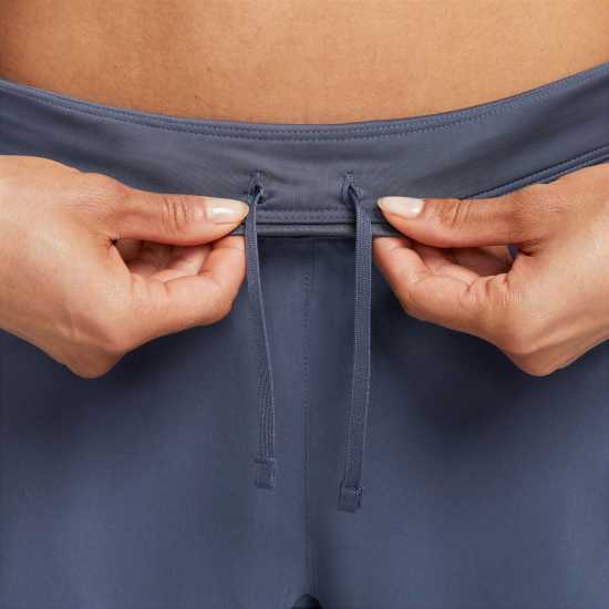 Nike Dri-FIT Swift Women's Mid-Rise 3 2-in-1 Running Shorts with Pockets  Дамски клинове за фитнес