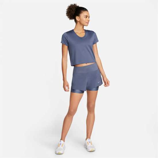 Nike Dri-FIT Swift Women's Mid-Rise 3 2-in-1 Running Shorts with Pockets  Дамски клинове за фитнес