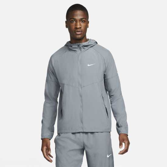 Nike Miler Men's Repel Running Jacket Димно сиво Мъжки якета и палта