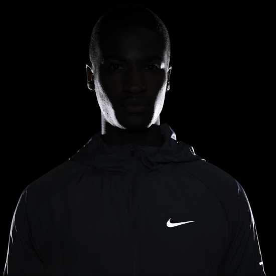 Nike Miler Men's Repel Running Jacket Димно сиво Мъжки якета и палта