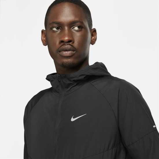 Мъжки якета и палта Nike Miler Men's Repel Running Jacket Черно/Отражаващо Nike Miler Men's Repel Running Jacket Черно/Отражаващо Мъжки якета и палта