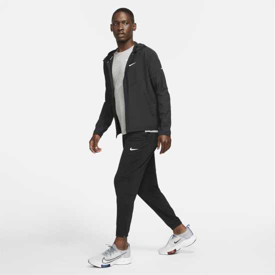 Мъжки якета и палта Nike Miler Men's Repel Running Jacket Черно/Отражаващо Nike Miler Men's Repel Running Jacket Черно/Отражаващо Мъжки якета и палта