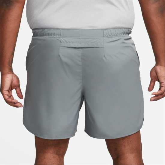 Nike Challenger Mens 2-In-1 Running Shorts Димно сиво Мъжки дрехи за бягане