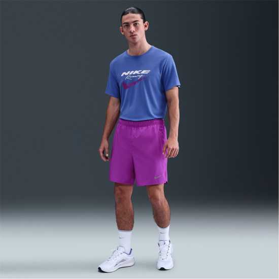 Мъжки дрехи за бягане Nike Challenger Mens 2-In-1 Running Shorts Vivid Prpl/Silv Nike Challenger Mens 2-In-1 Running Shorts Vivid Prpl/Silv Мъжки дрехи за бягане