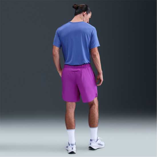 Мъжки дрехи за бягане Nike Challenger Mens 2-In-1 Running Shorts Vivid Prpl/Silv Nike Challenger Mens 2-In-1 Running Shorts Vivid Prpl/Silv Мъжки дрехи за бягане