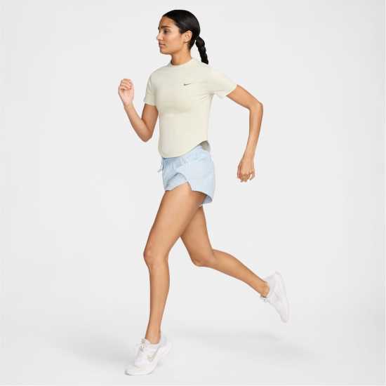 Nike Running Division Women's Dri-FIT ADV Short-Sleeve Running Top Почти зелено Дамски дрехи за бягане