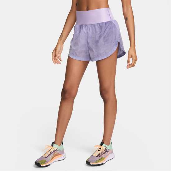 Дамски клинове за фитнес Nike Дамски Шорти Trail Repel Mid-Rise 3 Running Shorts Womens Лилава Цветене Nike Дамски Шорти Trail Repel Mid-Rise 3 Running Shorts Womens Лилава Цветене Дамски клинове за фитнес