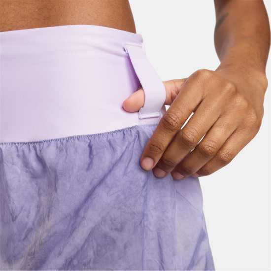 Дамски клинове за фитнес Nike Дамски Шорти Trail Repel Mid-Rise 3 Running Shorts Womens Лилава Цветене Nike Дамски Шорти Trail Repel Mid-Rise 3 Running Shorts Womens Лилава Цветене Дамски клинове за фитнес