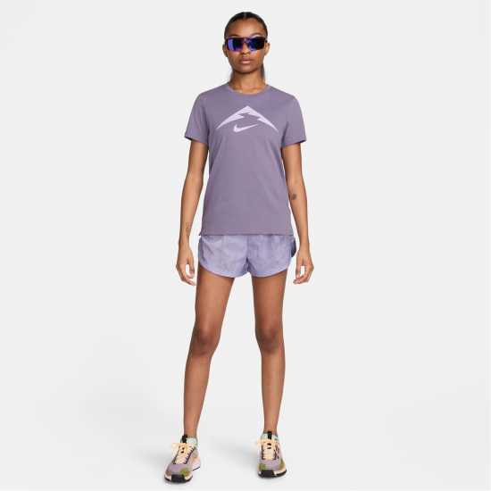 Дамски клинове за фитнес Nike Дамски Шорти Trail Repel Mid-Rise 3 Running Shorts Womens Лилава Цветене Nike Дамски Шорти Trail Repel Mid-Rise 3 Running Shorts Womens Лилава Цветене Дамски клинове за фитнес