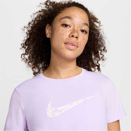 Nike One Swoosh Women's Dri-Fit Short-Sleeve Running Top Nike One Swoosh Women's Dri-Fit Short-Sleeve Running Top