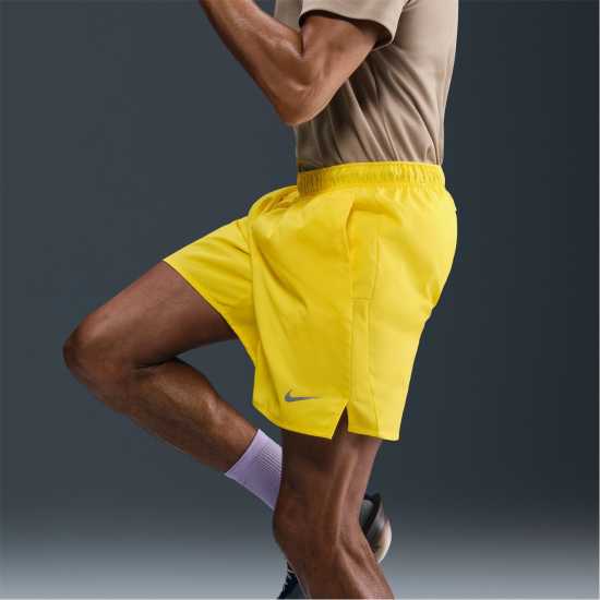 Мъжки дрехи за бягане Nike Мъжки Шорти 7In Challenge Shorts Mens Осветяване Nike Мъжки Шорти 7In Challenge Shorts Mens Осветяване Мъжки дрехи за бягане