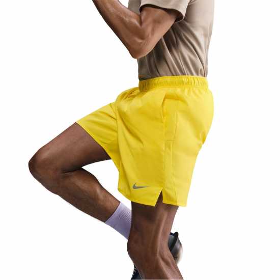 Мъжки дрехи за бягане Nike Мъжки Шорти 7In Challenge Shorts Mens Осветяване Nike Мъжки Шорти 7In Challenge Shorts Mens Осветяване Мъжки дрехи за бягане
