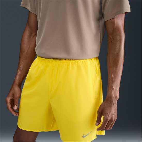 Мъжки дрехи за бягане Nike Мъжки Шорти 7In Challenge Shorts Mens Осветяване Nike Мъжки Шорти 7In Challenge Shorts Mens Осветяване Мъжки дрехи за бягане