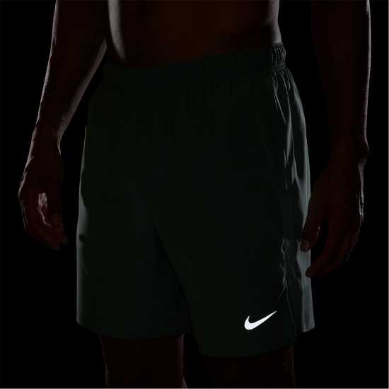 Мъжки дрехи за бягане Nike Мъжки Шорти 7In Challenge Shorts Mens Clay Green Nike Мъжки Шорти 7In Challenge Shorts Mens Clay Green Мъжки дрехи за бягане