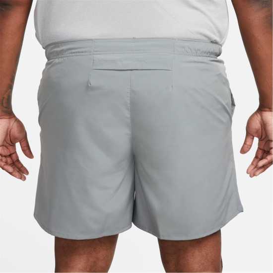Мъжки дрехи за бягане Nike Мъжки Шорти 7In Challenge Shorts Mens Димно сиво Nike Мъжки Шорти 7In Challenge Shorts Mens Димно сиво Мъжки дрехи за бягане
