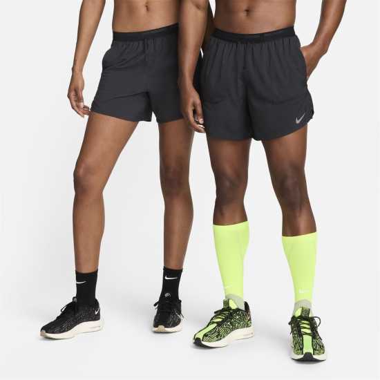Мъжки дрехи за бягане Nike Спортни Шорти Stride 5In Performance Shorts Mens Черно Nike Спортни Шорти Stride 5In Performance Shorts Mens Черно Мъжки дрехи за бягане