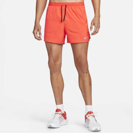 Мъжки дрехи за бягане Nike Спортни Шорти Stride 5In Performance Shorts Mens Crimson Nike Спортни Шорти Stride 5In Performance Shorts Mens Crimson Мъжки дрехи за бягане