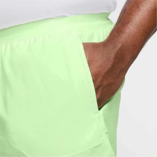 Мъжки дрехи за бягане Nike Спортни Шорти Stride 5In Performance Shorts Mens Почти Волт Nike Спортни Шорти Stride 5In Performance Shorts Mens Почти Волт Мъжки дрехи за бягане
