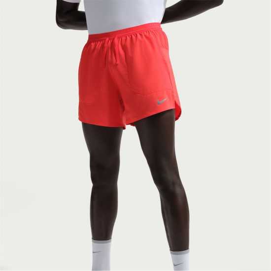 Nike Спортни Шорти Stride 5In Performance Shorts Mens Crimson Nike Спортни Шорти Stride 5In Performance Shorts Mens Crimson