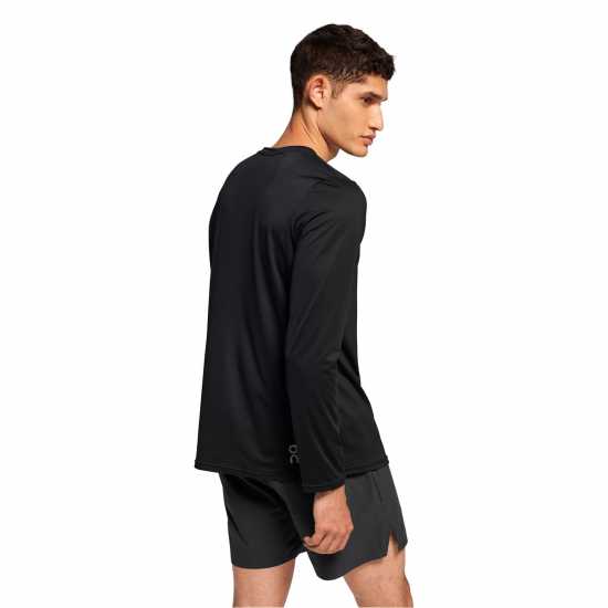 On Men's Core Long-Sleeve Performance Running Tops Черно On Men's Core Long-Sleeve Performance Running Tops Черно