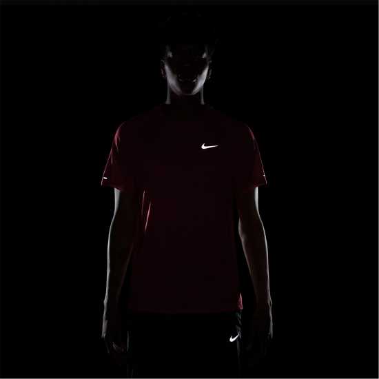 Nike Stride Short Sleeve Performance Tee Mens Crimson Атлетика