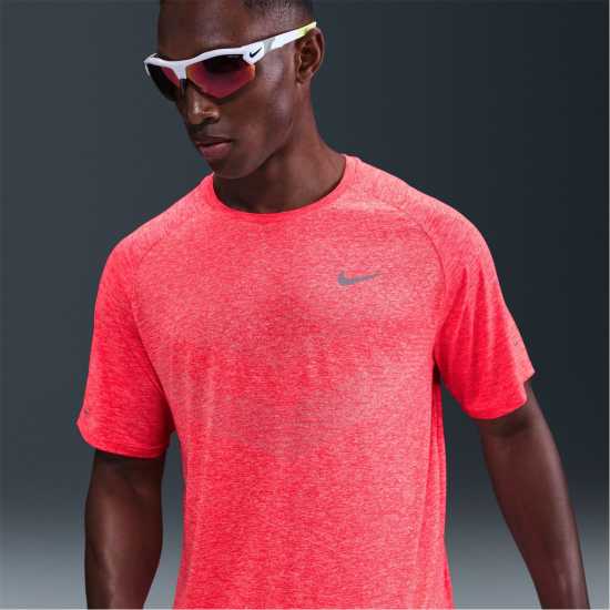 Nike Stride Short Sleeve Performance Tee Mens Crimson Атлетика