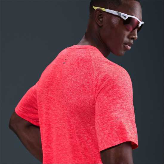 Nike Stride Short Sleeve Performance Tee Mens Crimson Атлетика