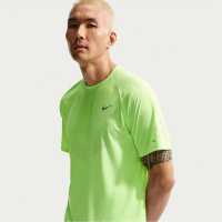 Nike Nike Stride Short Sleeve Performance T-Shirt Nike Nike Stride Short Sleeve Performance T-Shirt