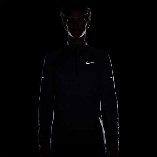 Nike Stride Short Sleeve Performance T-Shirt Гръмотевично синьо 