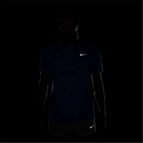 Nike Stride Short Sleeve Performance T-Shirt Син герой Nike Stride Short Sleeve Performance T-Shirt Син герой