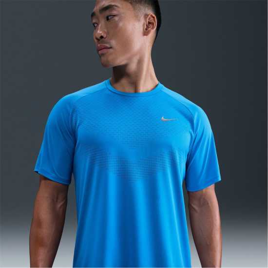 Nike Stride Short Sleeve Performance T-Shirt Син герой Nike Stride Short Sleeve Performance T-Shirt Син герой