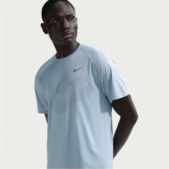 Nike Mens Nike Stride Short Sleeve Performance T-Shirt  