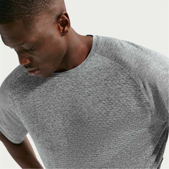 Nike Mens Nike Stride Short Sleeve Performance T-Shirt Nike Mens Nike Stride Short Sleeve Performance T-Shirt