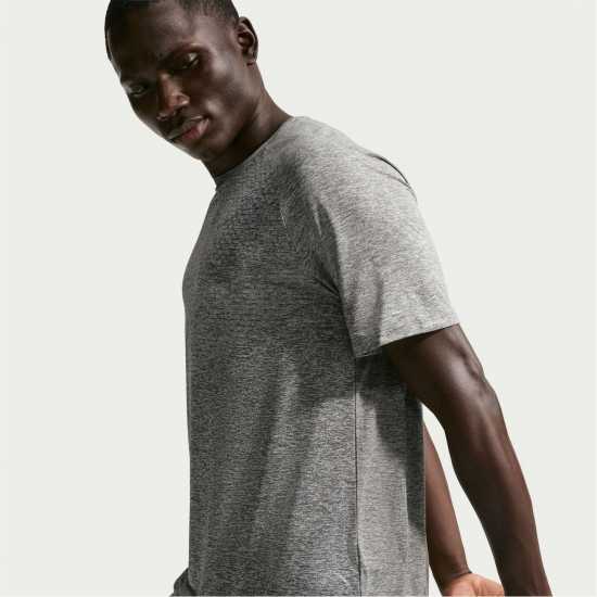 Nike Mens Nike Stride Short Sleeve Performance T-Shirt Nike Mens Nike Stride Short Sleeve Performance T-Shirt