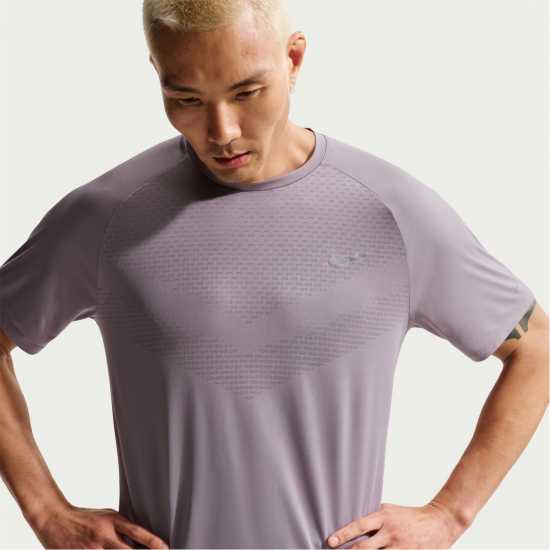 Nike Nike Stride Short Sleeve Performance T-Shirt  