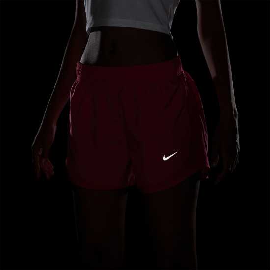 Дамски дрехи за бягане Nike Tempo Women's Dri-Fit Mid-Rise Brief-Lined Running Shorts Rush pink Nike Tempo Women's Dri-Fit Mid-Rise Brief-Lined Running Shorts Rush pink Дамски дрехи за бягане