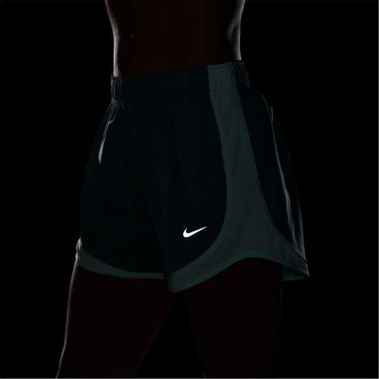 Дамски дрехи за бягане Nike Tempo Women's Dri-Fit Mid-Rise Brief-Lined Running Shorts Cannon Green Nike Tempo Women's Dri-Fit Mid-Rise Brief-Lined Running Shorts Cannon Green Дамски дрехи за бягане