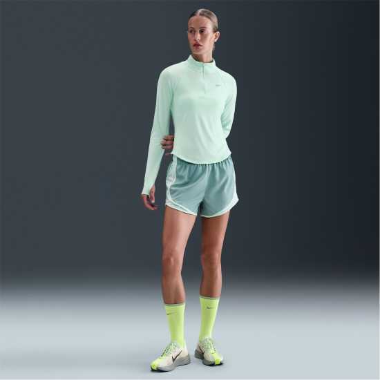 Дамски дрехи за бягане Nike Tempo Women's Dri-Fit Mid-Rise Brief-Lined Running Shorts Cannon Green Nike Tempo Women's Dri-Fit Mid-Rise Brief-Lined Running Shorts Cannon Green Дамски дрехи за бягане
