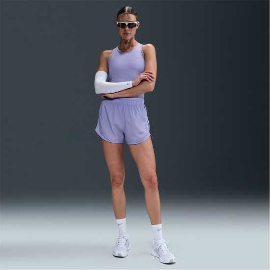 Дамски дрехи за бягане Nike Tempo Women's Dri-Fit Mid-Rise Brief-Lined Running Shorts Лилав лед Nike Tempo Women's Dri-Fit Mid-Rise Brief-Lined Running Shorts Лилав лед Дамски дрехи за бягане